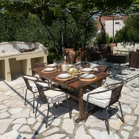 The Olive Grove House 度假居 卡西奥皮